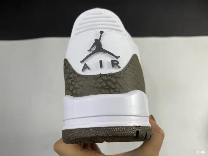 Bmlin shoes Air Jordan Retro (2018) Mocha 136064-122 3 0529